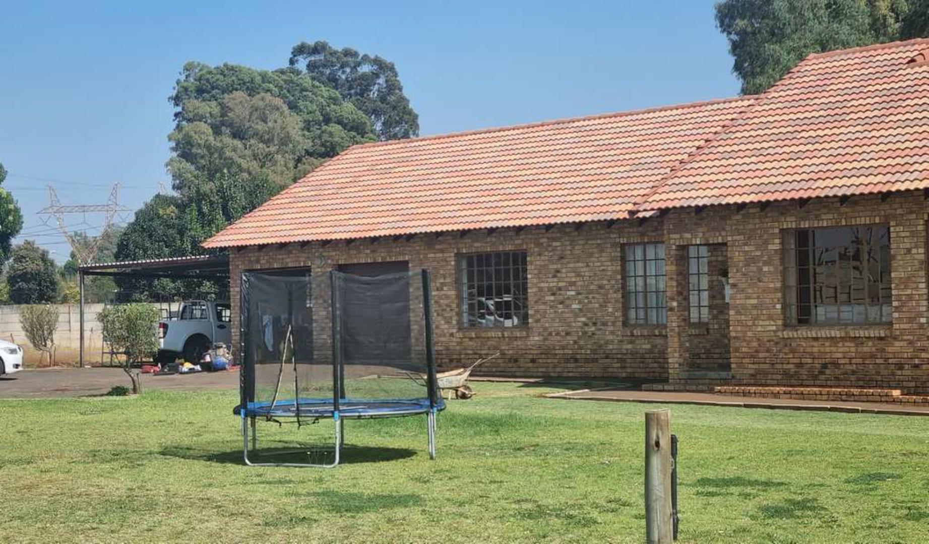 3 Bedroom Farm for Sale - Gauteng