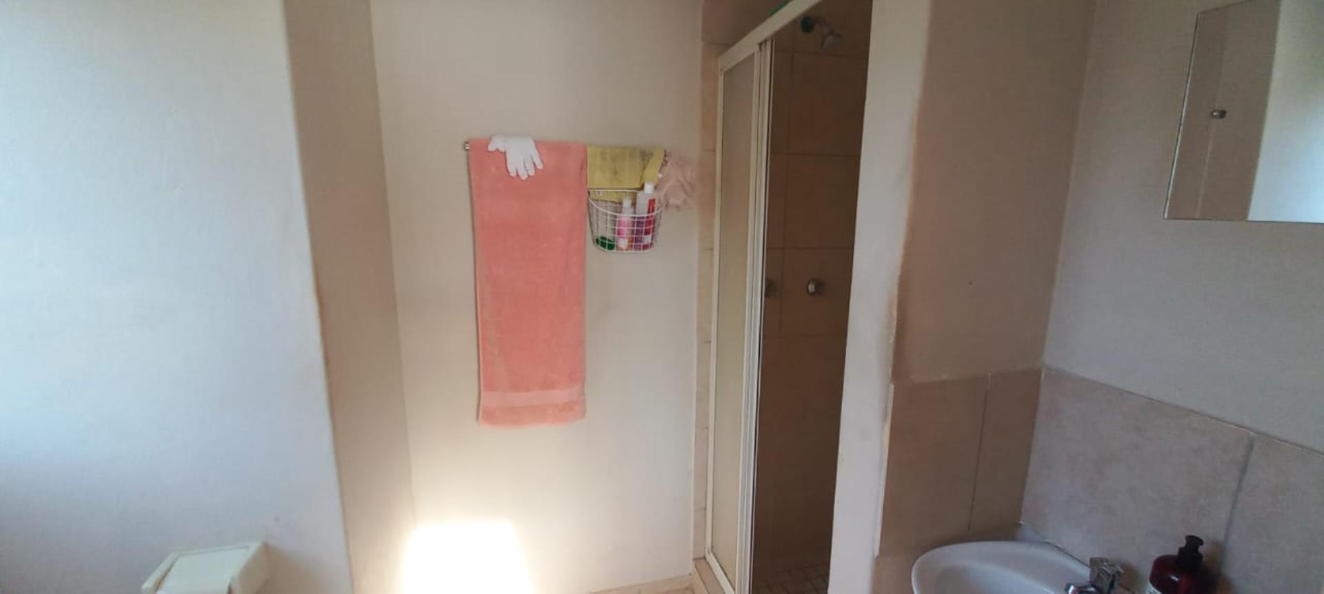 2 Bedroom Apartment for Sale - Gauteng