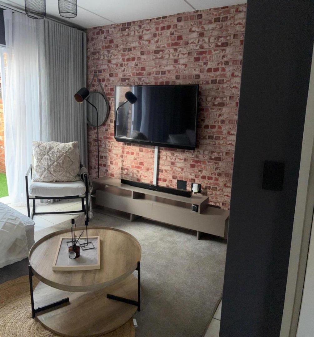 2 Bedroom Duplex for Sale - Gauteng